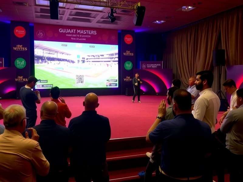 Gujarat Masters Pro gameplay screenshot showing three players with cards